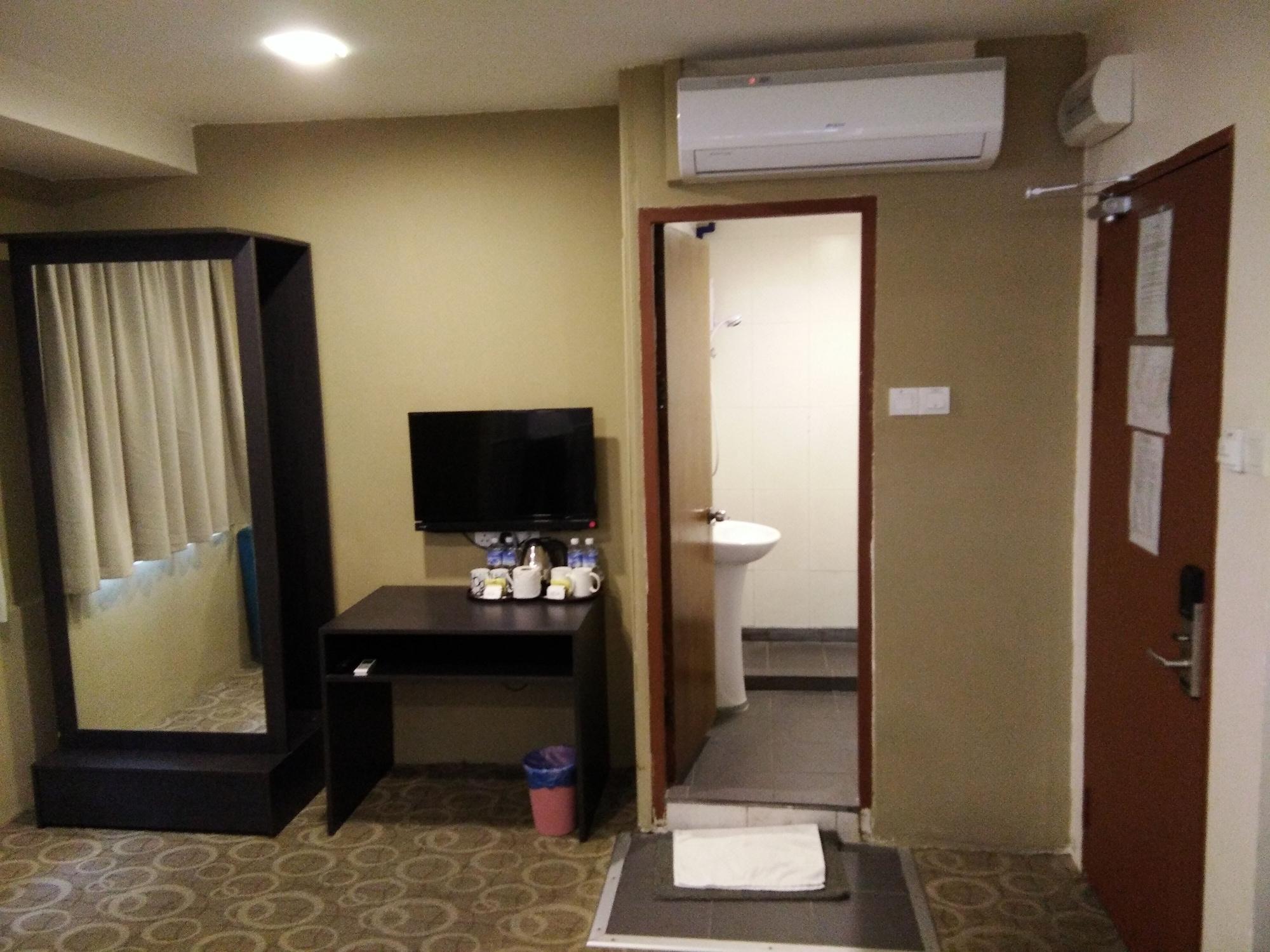 קוטה קינבלו Stanton Gaya Hotel מראה חיצוני תמונה