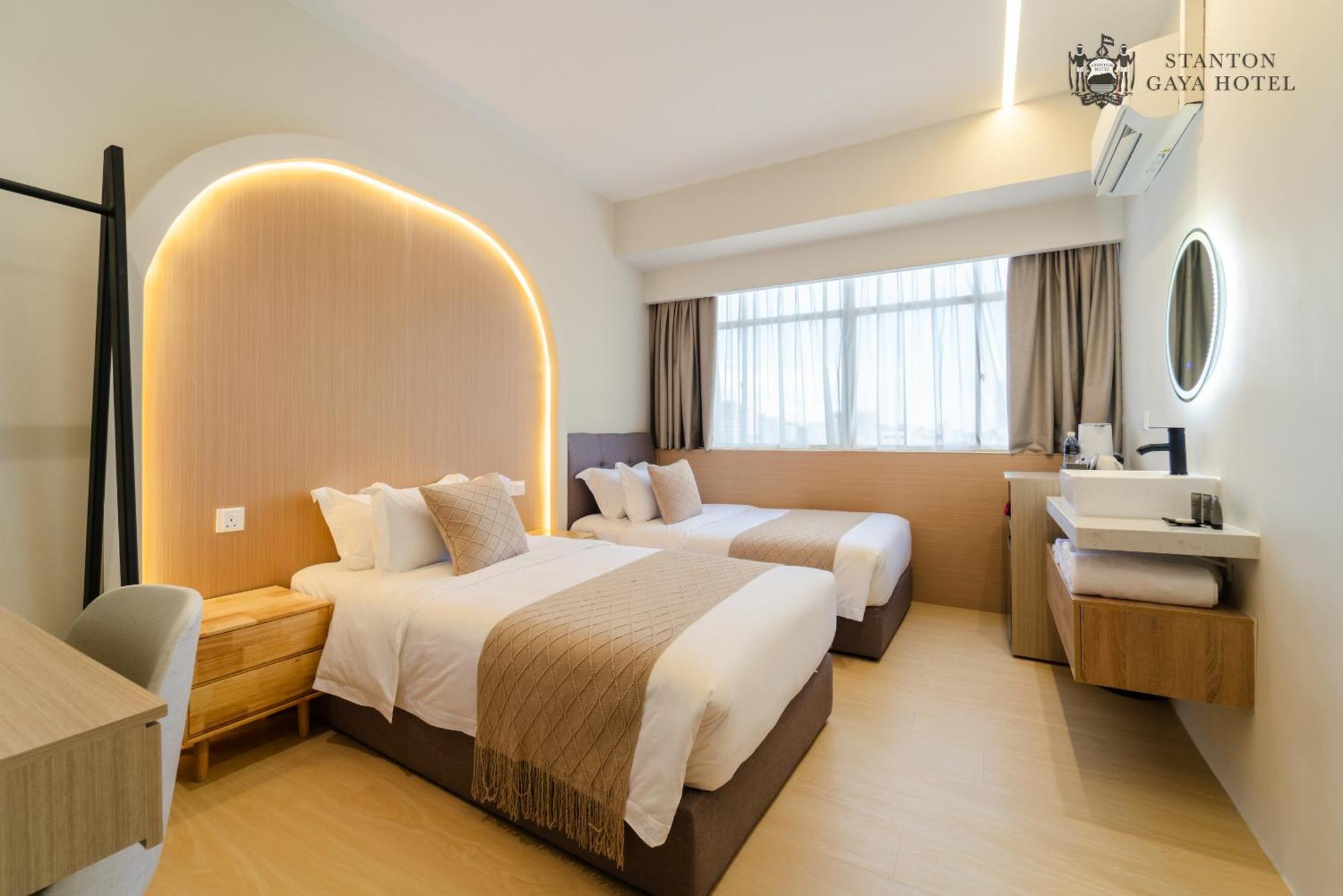 קוטה קינבלו Stanton Gaya Hotel מראה חיצוני תמונה