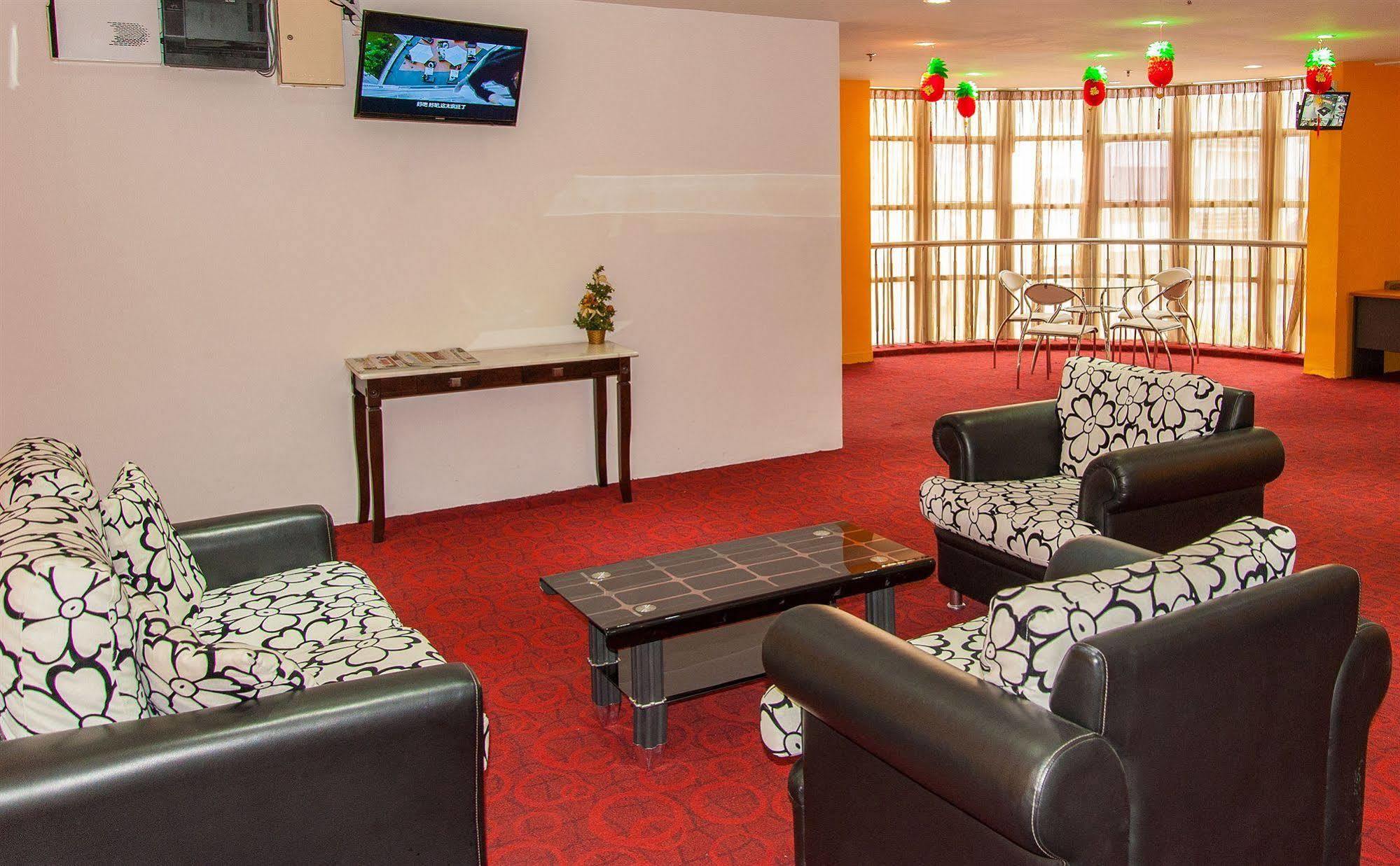 קוטה קינבלו Stanton Gaya Hotel מראה חיצוני תמונה