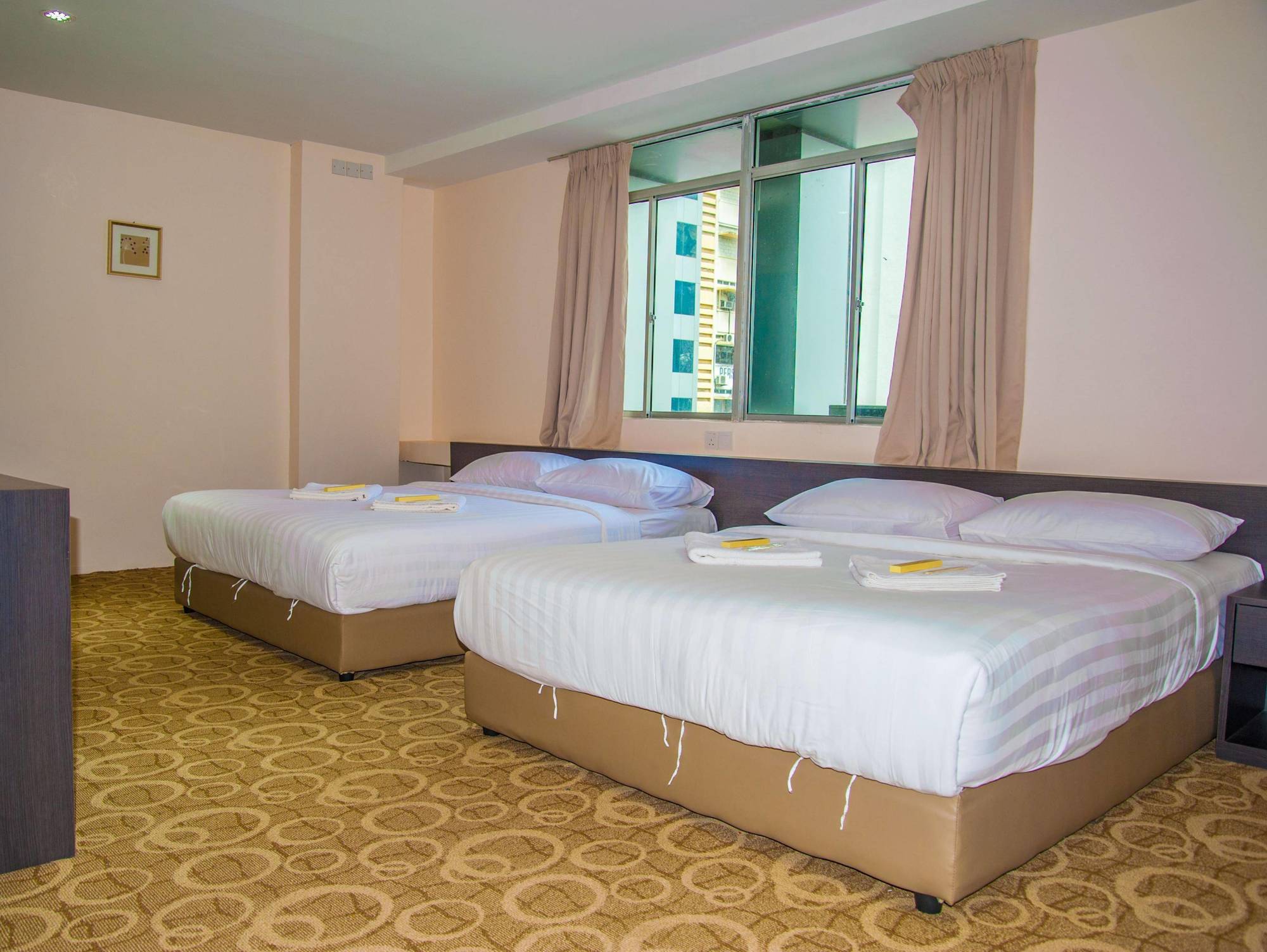 קוטה קינבלו Stanton Gaya Hotel מראה חיצוני תמונה