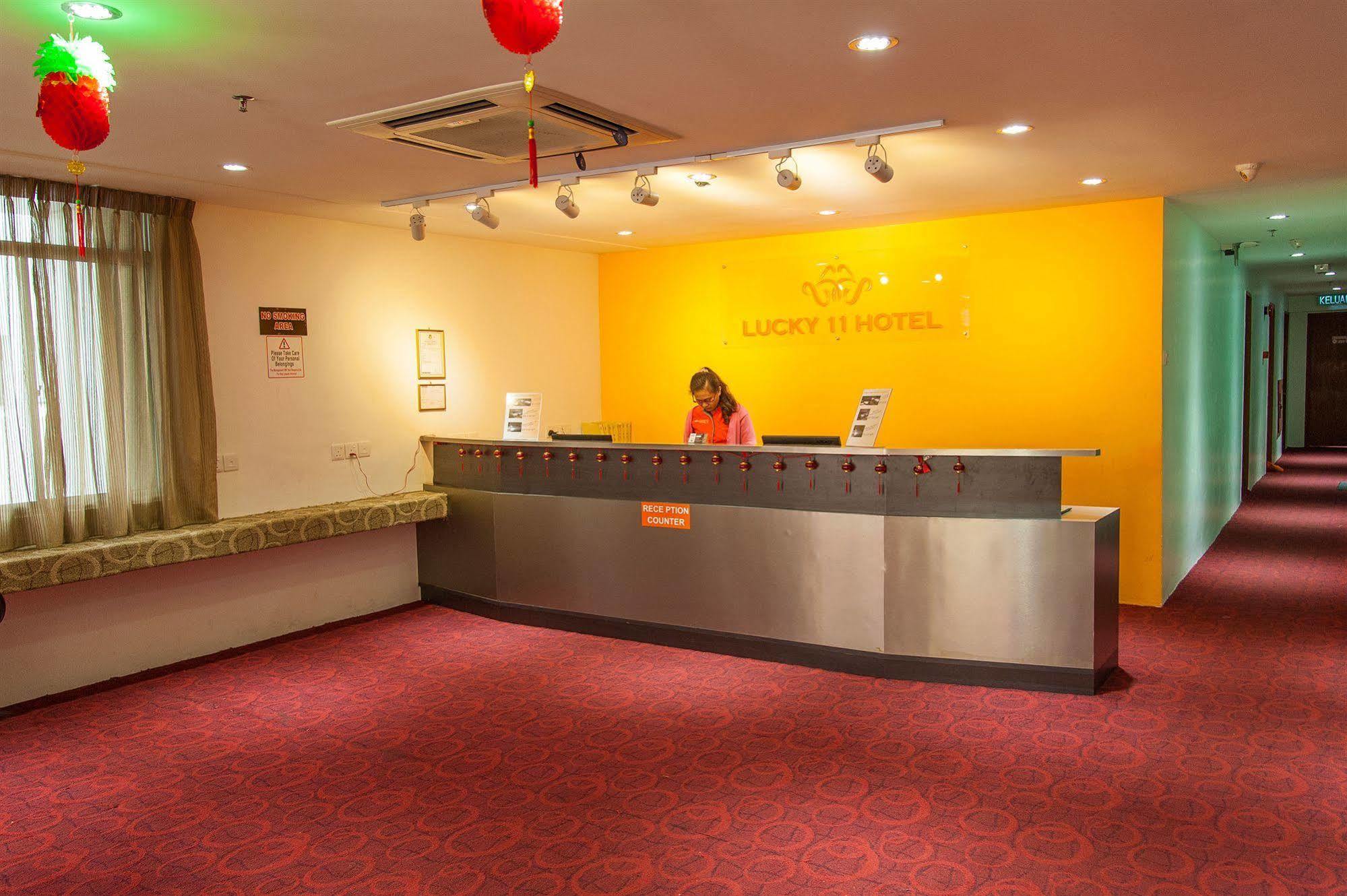 קוטה קינבלו Stanton Gaya Hotel מראה חיצוני תמונה
